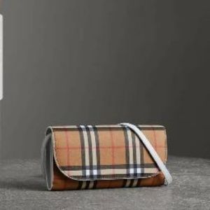 Bulberry white purse